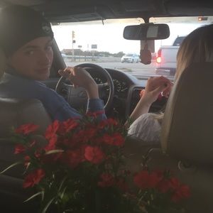 Meet your Posher, Pierce